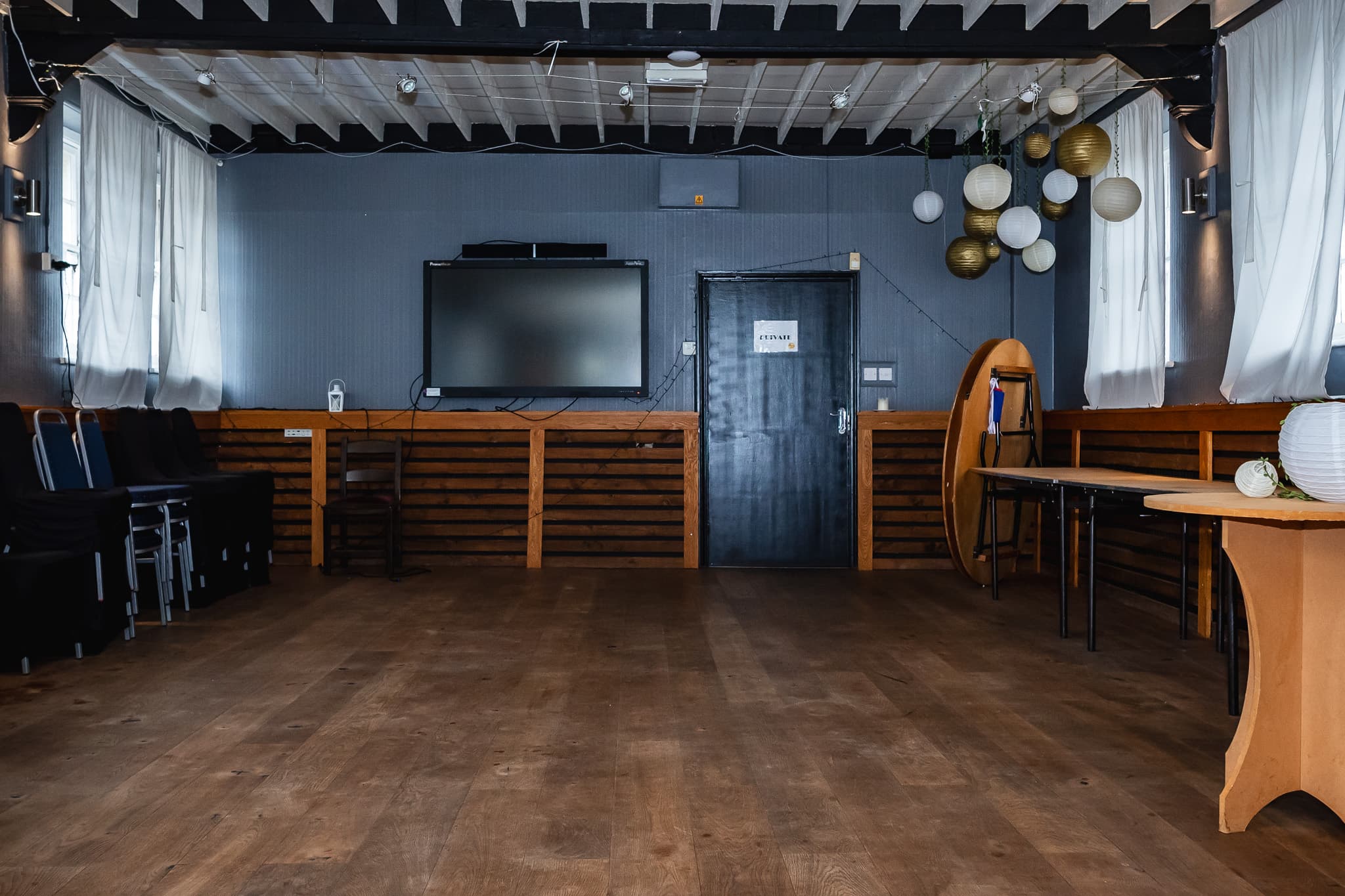 Photo of a pub